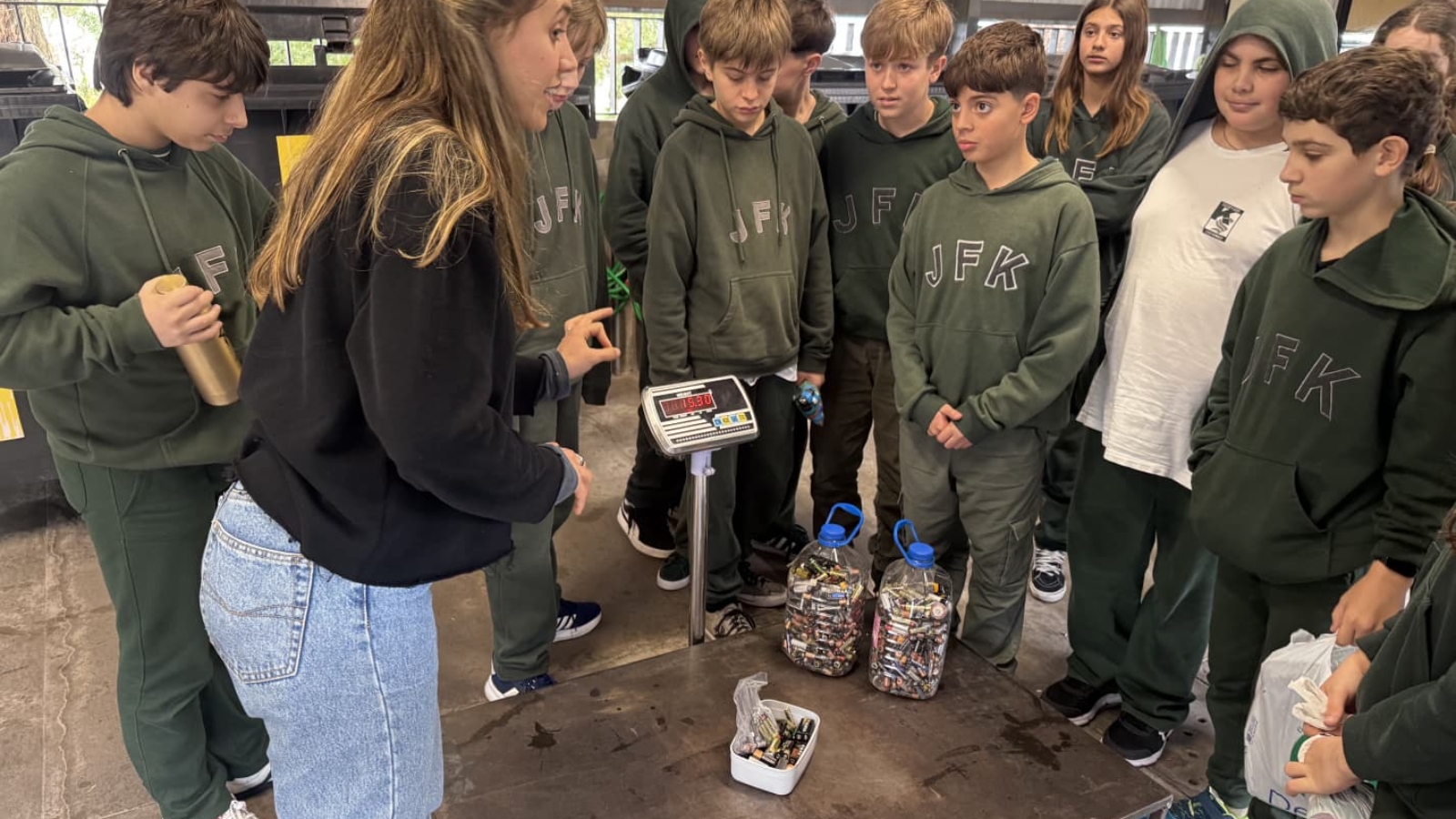 WhatsApp Image 2025-08-28 at 16.13.04